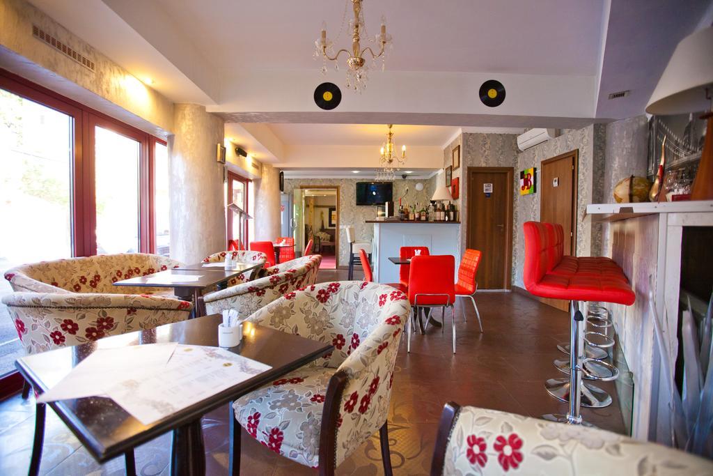 Hotel Ss Residence Unirii Bukurešť Exteriér fotografie